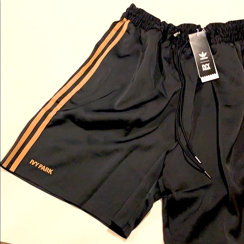 *Drip* IVY PARK Black and Gold Shorts